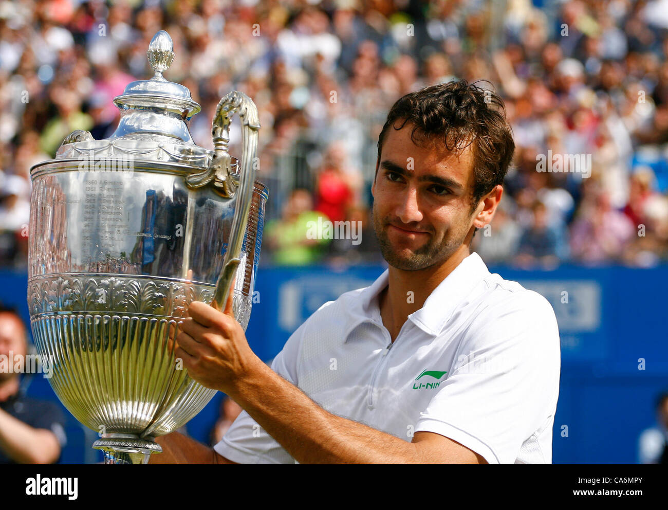 17.06.12 Queens Club, London, ENGLAND Action between Marin Cilic(CRO