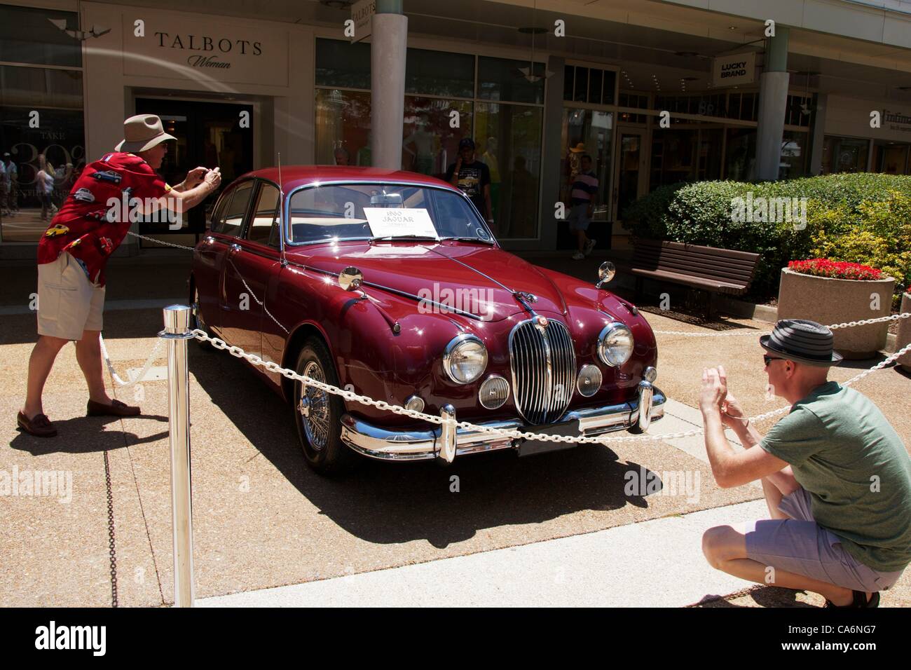 17 June 2012 Oak Brook Illinois Usa Photographers Take Snaps Of A 1960 Jaguar At The 44th Annual Oakbrook Center Classic Car Show The Show Is Held Every Father S Day In The