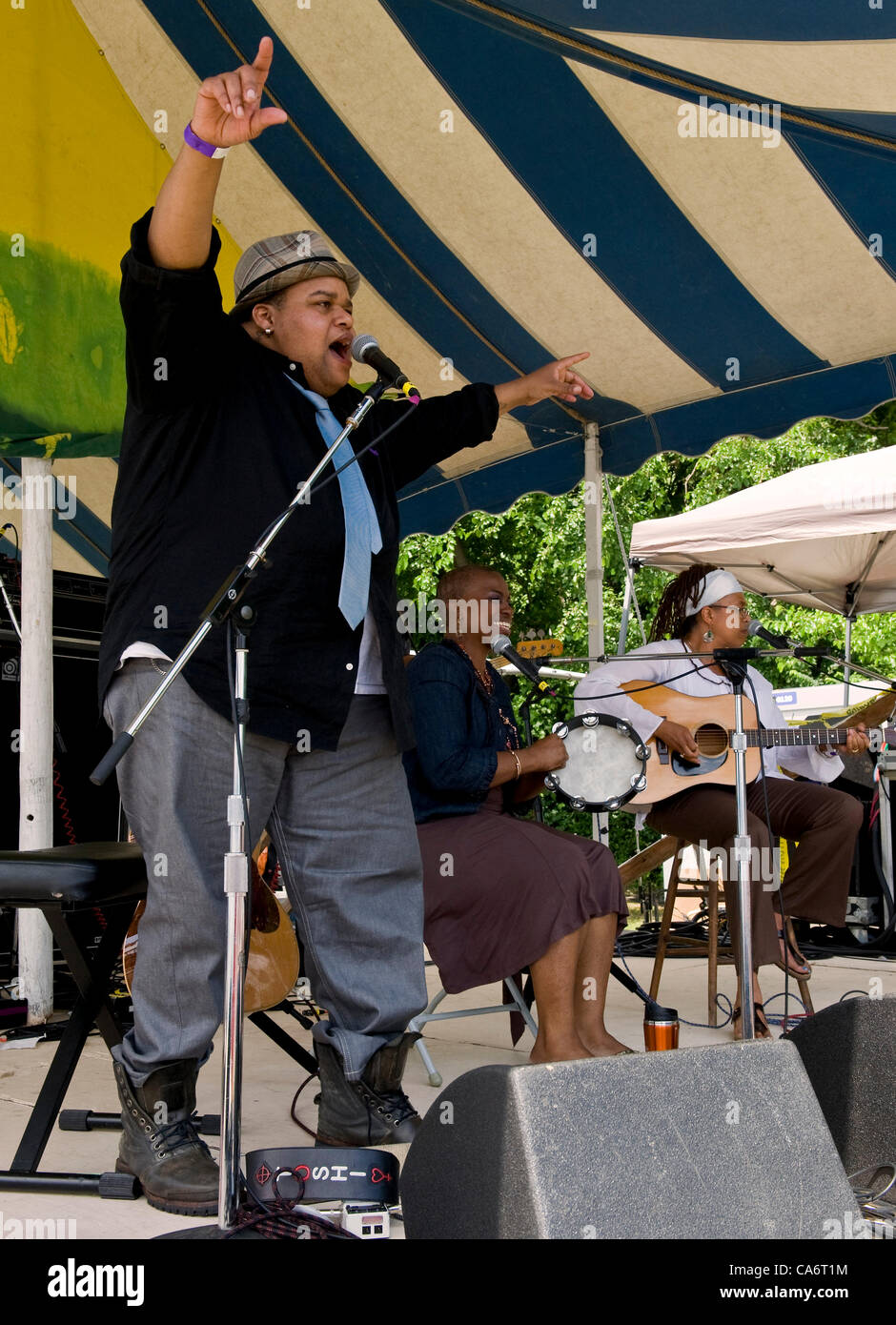 June 17, 2012 - Croton-on-Hudson, NY, USA -  Toshi Reagon & Big Lovely perform at the Clearwater River Revival Festival. Stock Photo
