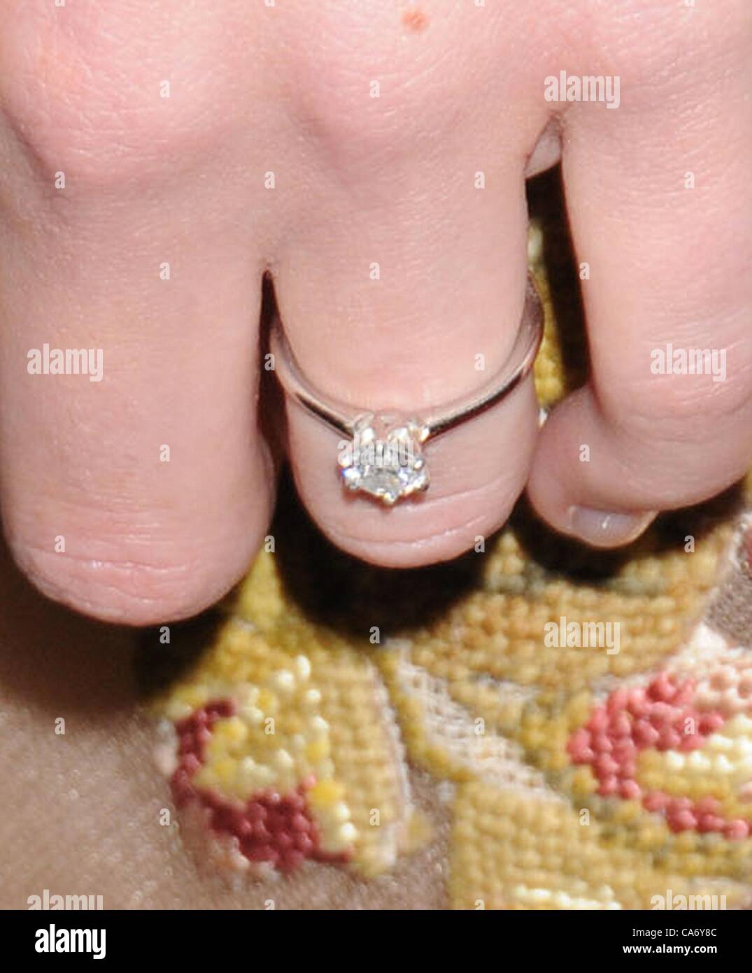 The Best & Worst Celebrity Engagement Rings In Hollywood