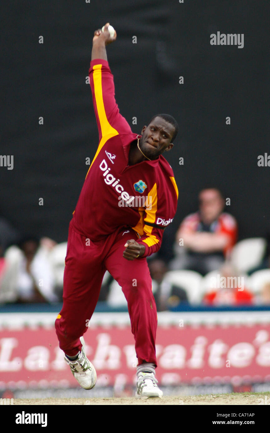 West Indies Cricket Captain Sammy High Resolution Stock Photography And Images Alamy