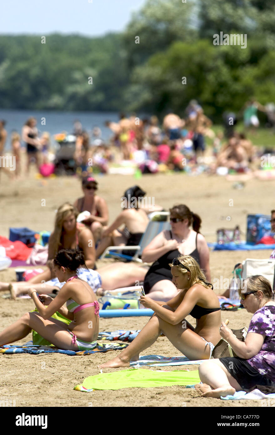 June 20 2012 Brighton Michigan U S People Sunbathe At Kensington Metropark In Brighton Mi Before The First Day Of Summer On June 20 2012 Temperatures Reached Into The Mid 90s