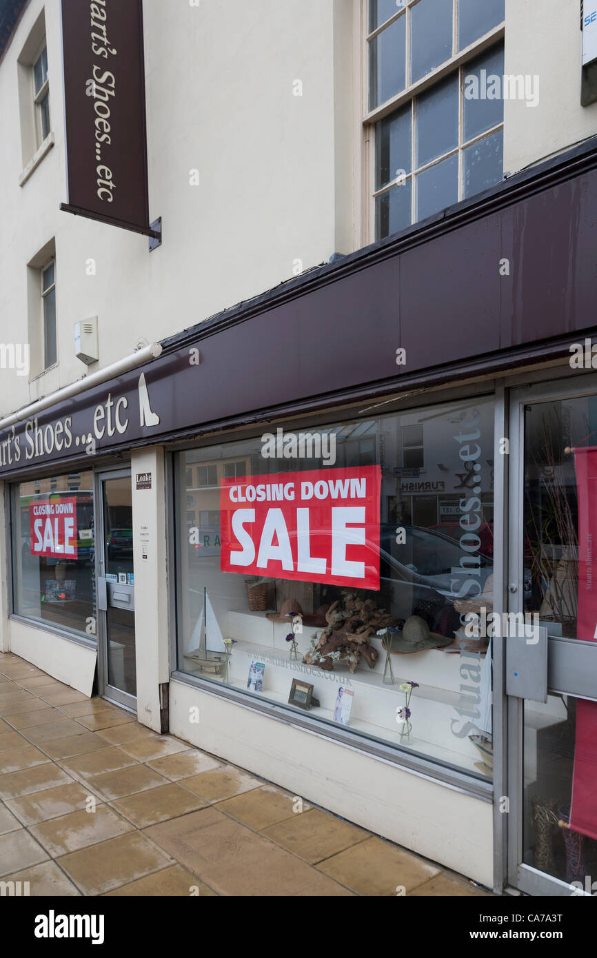 Town shoes store closing sale