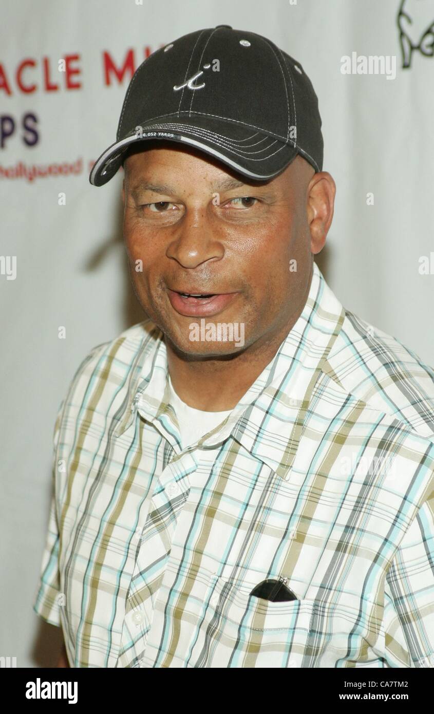 Ronnie lott hi-res stock photography and images - Alamy