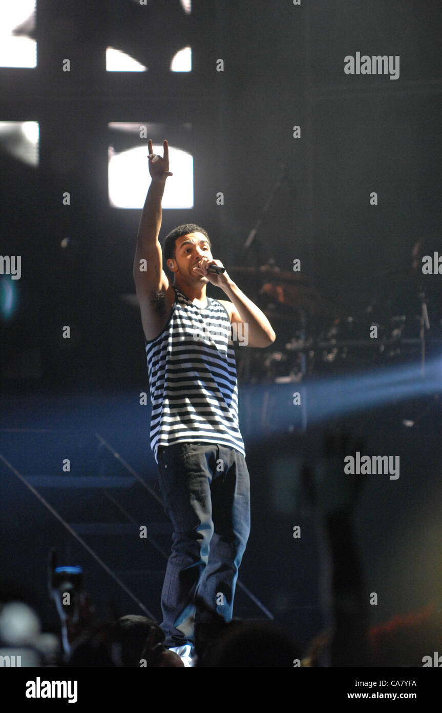 June 20, 2012 - Raleigh, North Carolina, U.S. - Rap artist DRAKE ...