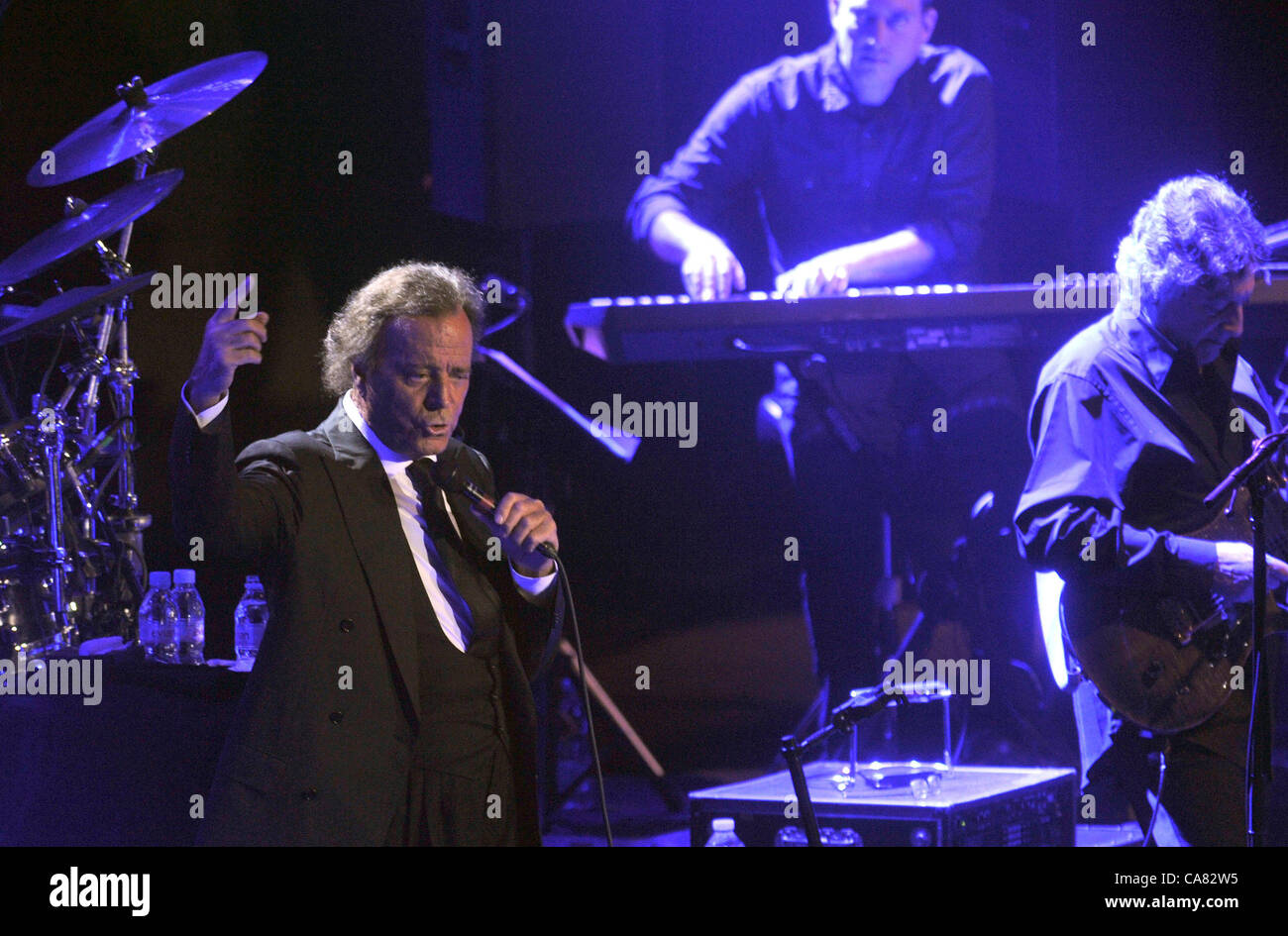 songs from julio iglesias album crazy you tube songs from julio iglesias album crazy you tube