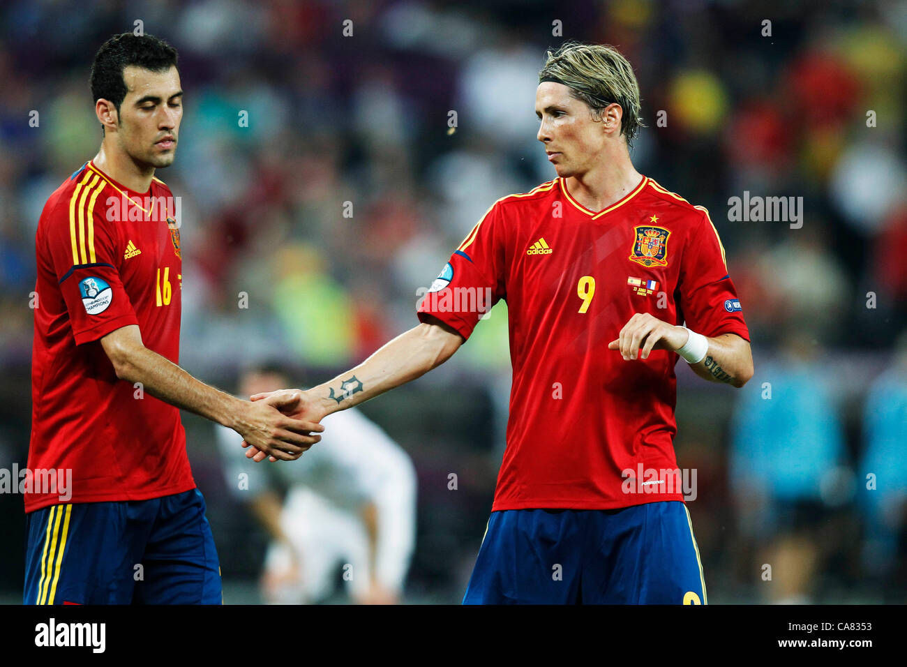 L-R) Sergio Busquets, Fernando Torres (ESP), JUNE 23, 2012 - Football /  Soccer : UEFA EURO 2012 quarter-final