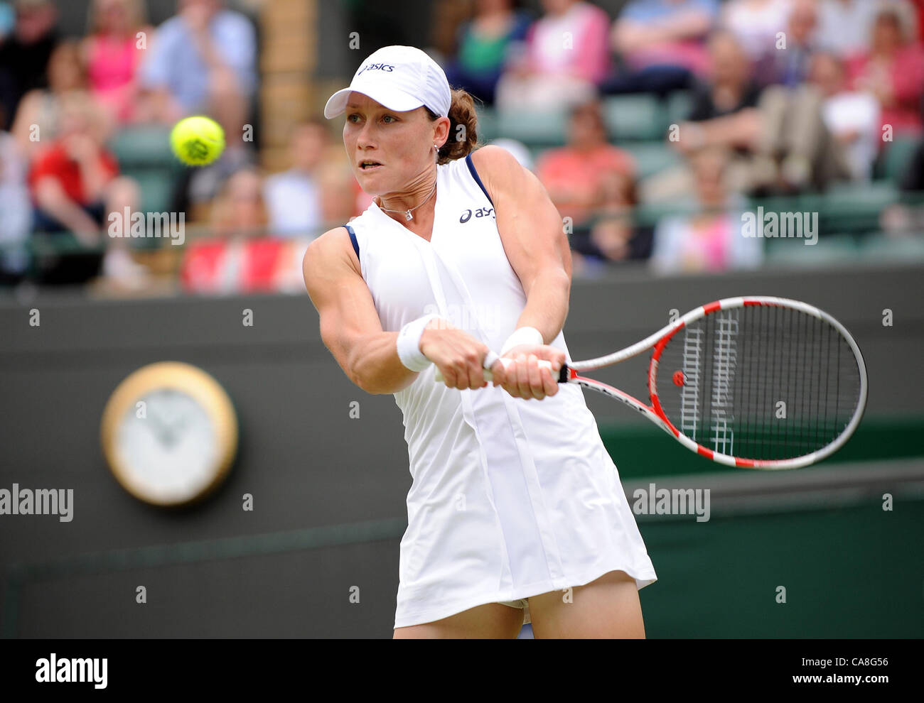 SAMANTHA STOSUR AUSTRALIA THE ALL ENGLAND TENNIS CLUB WIMBLEDON LONDON ENGLAND 27 June 2012 Stock Photo