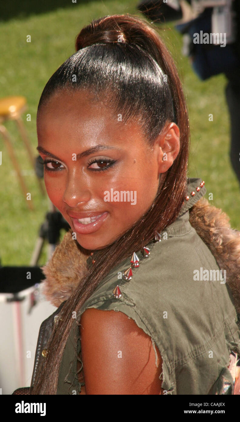 the 9th Annual  Soul Train Lady of Soul  at the Pasadena Civic Auditorium  in Los Angeles. August 23, 2003. - 3LW 55.jpg3LW 55 Event in Hollywood Life  - California