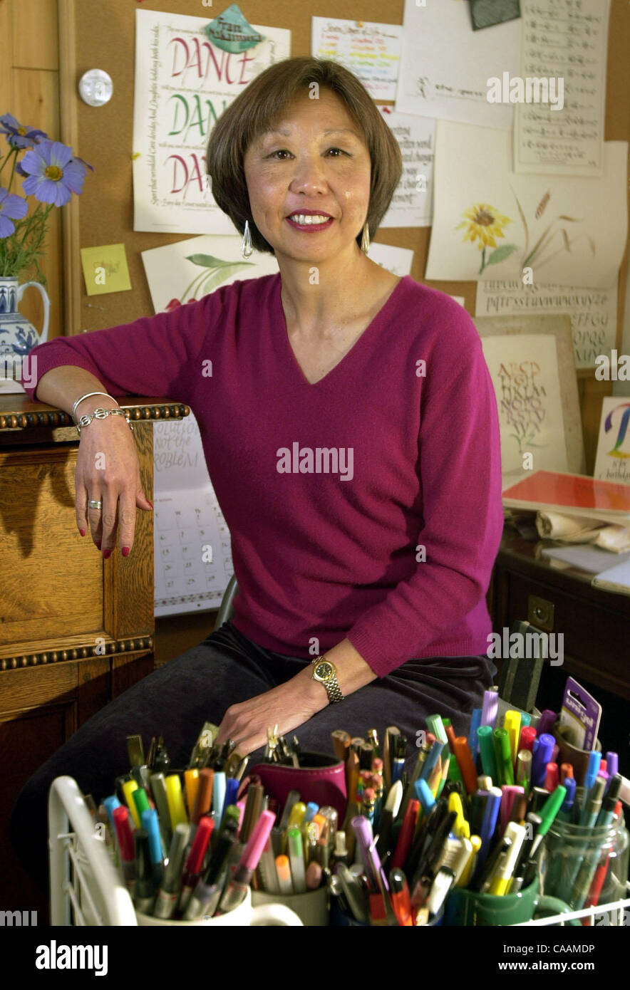 East Bay Calligraphers member, Fran Nakamura, photographed in her Moraga, Calif. home on Wednesday, April 7, 2004.  (CONTRA COSTA NEWSPAPERS/TUE NAM TON) Stock Photo