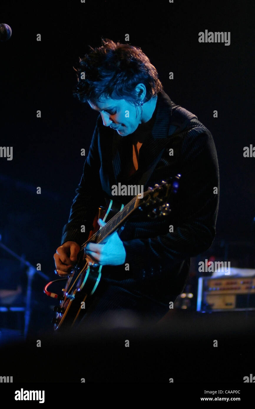 Wendy melvoin hi-res stock photography and images - Alamy