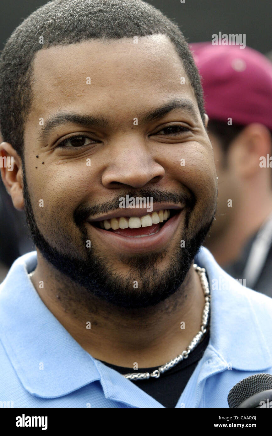 Jan 31, 2004; Houston, TX, USA; Rapper turned actor, ICE  CUBE attending the 2nd Annual Cadillac Super Bowl Grand Prix.  Racing with SuperKarts on a virtual raceway, the event allowed  athletes and celebrities to show off their driving skills for charity.  Leeann Tweeden (host, 'Best Damn Sports Sho Stock Photo