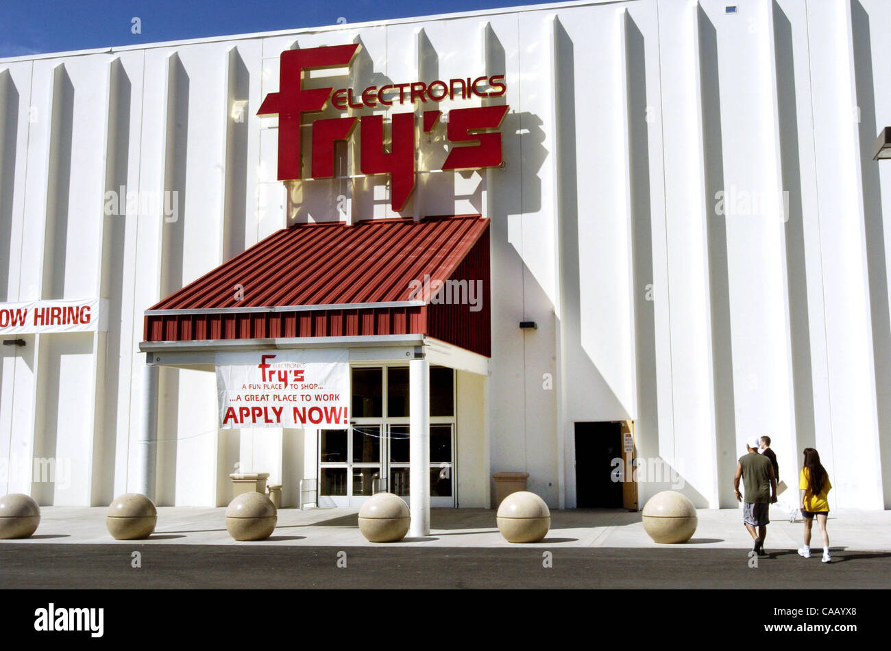 Photo showing the new Fry's Electronic Store that will be opening next