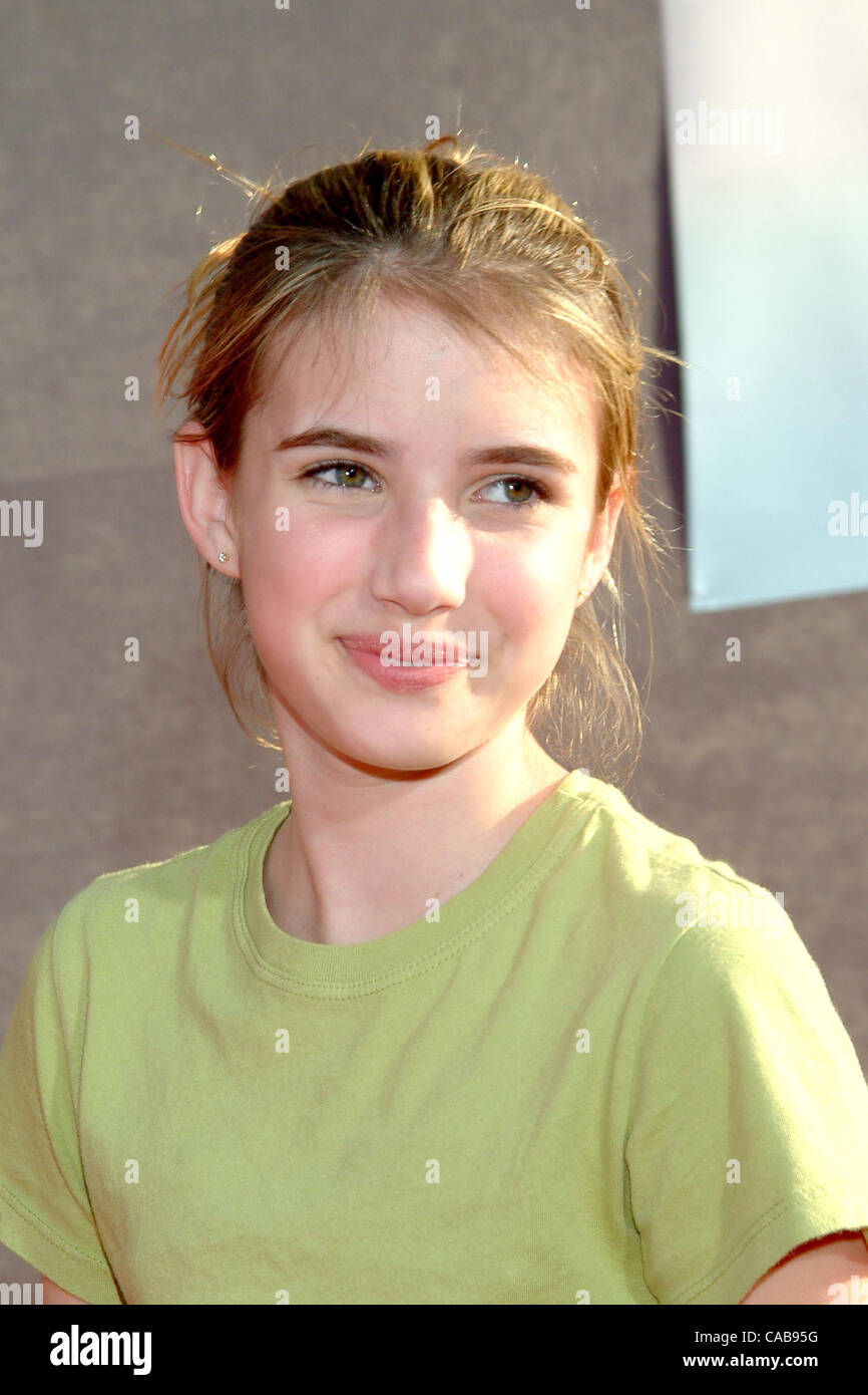 Emma Roberts High Resolution Stock Photography And Images Alamy