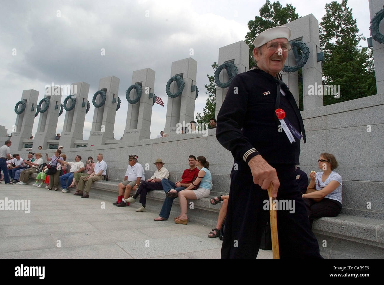 METRO - Andrew W. Nelson III, 78, wearing his original issue 1943 uniform, tours the World War II Monument Friday, May 28, 2004 in Washington D.C. Nelson, a Navy frogman, was charged with "killing as many enemies as possible" during his Pacific tour in World War II. The memorial will be officially d Stock Photo