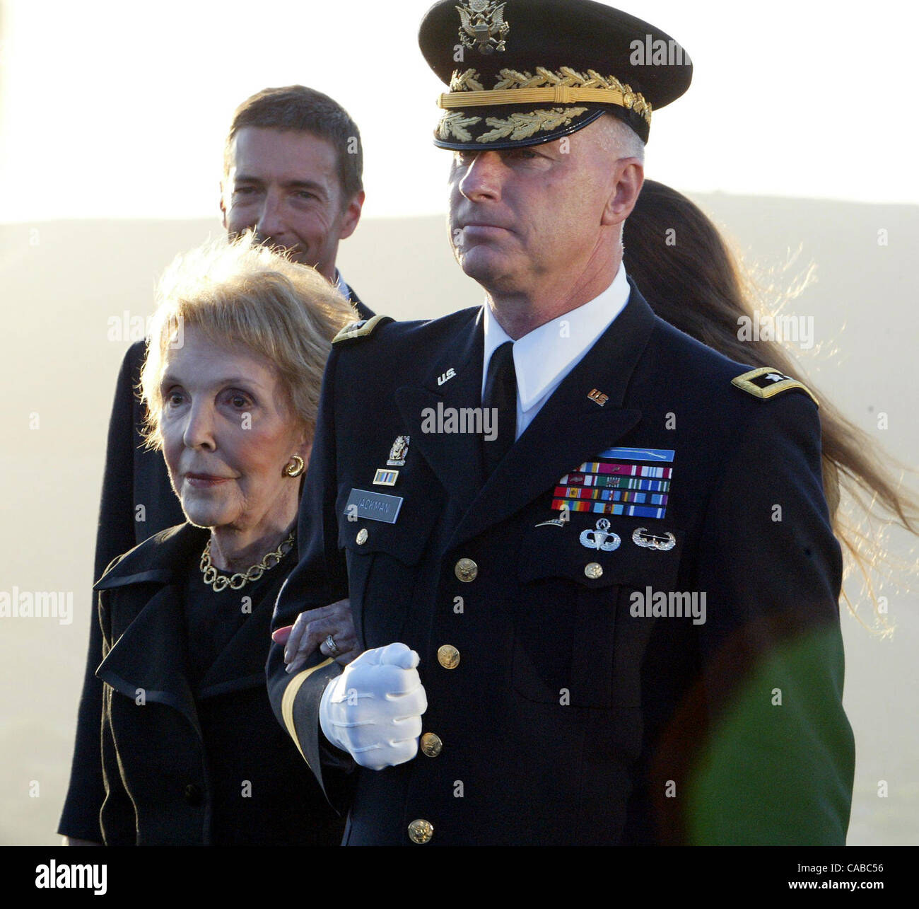 Jun 11, 2004; Simi Valley, CA, USA; Former first lady NANCY REAGAN is ...