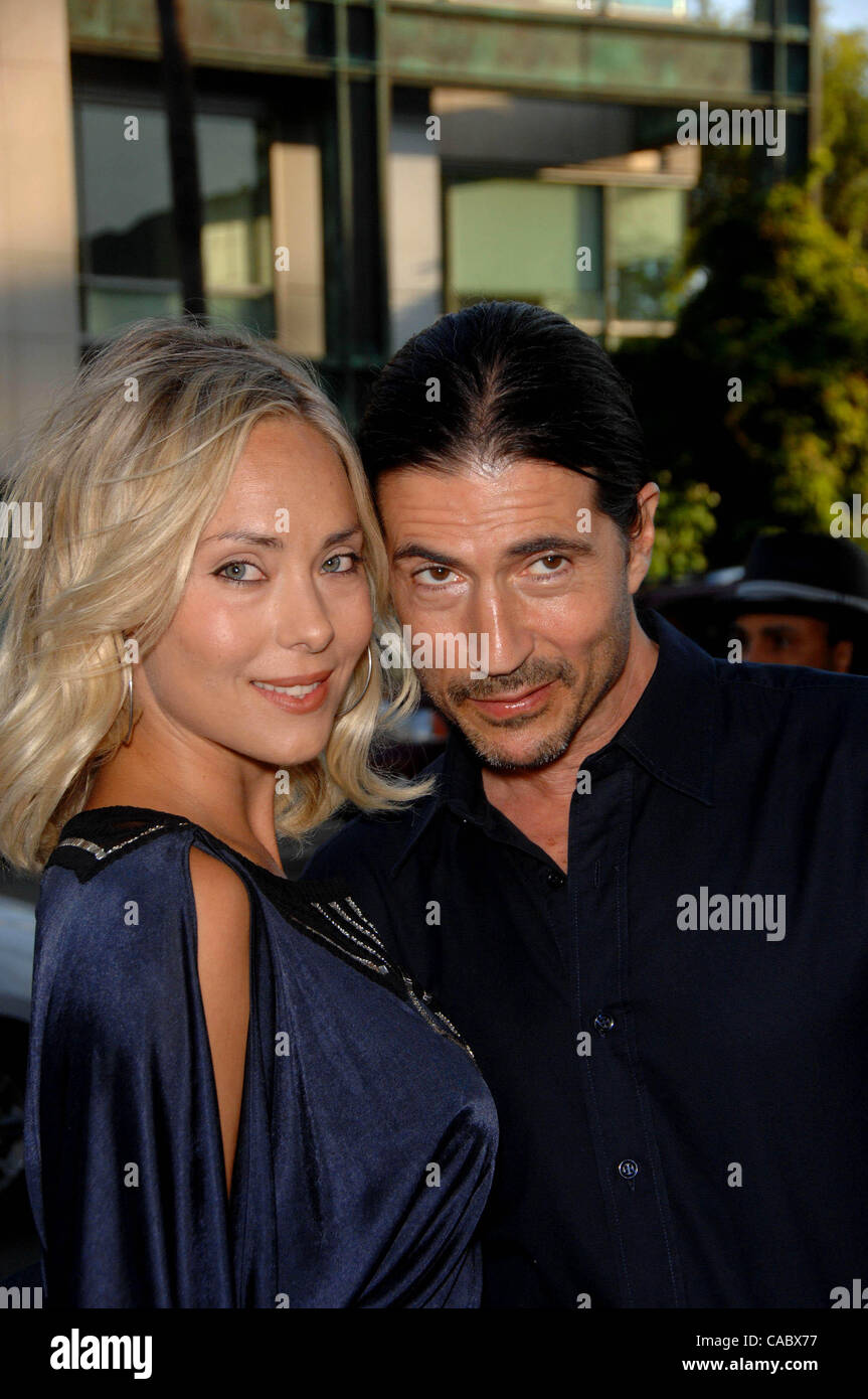 Sarah skogland and billy wirth hires stock photography and images Alamy