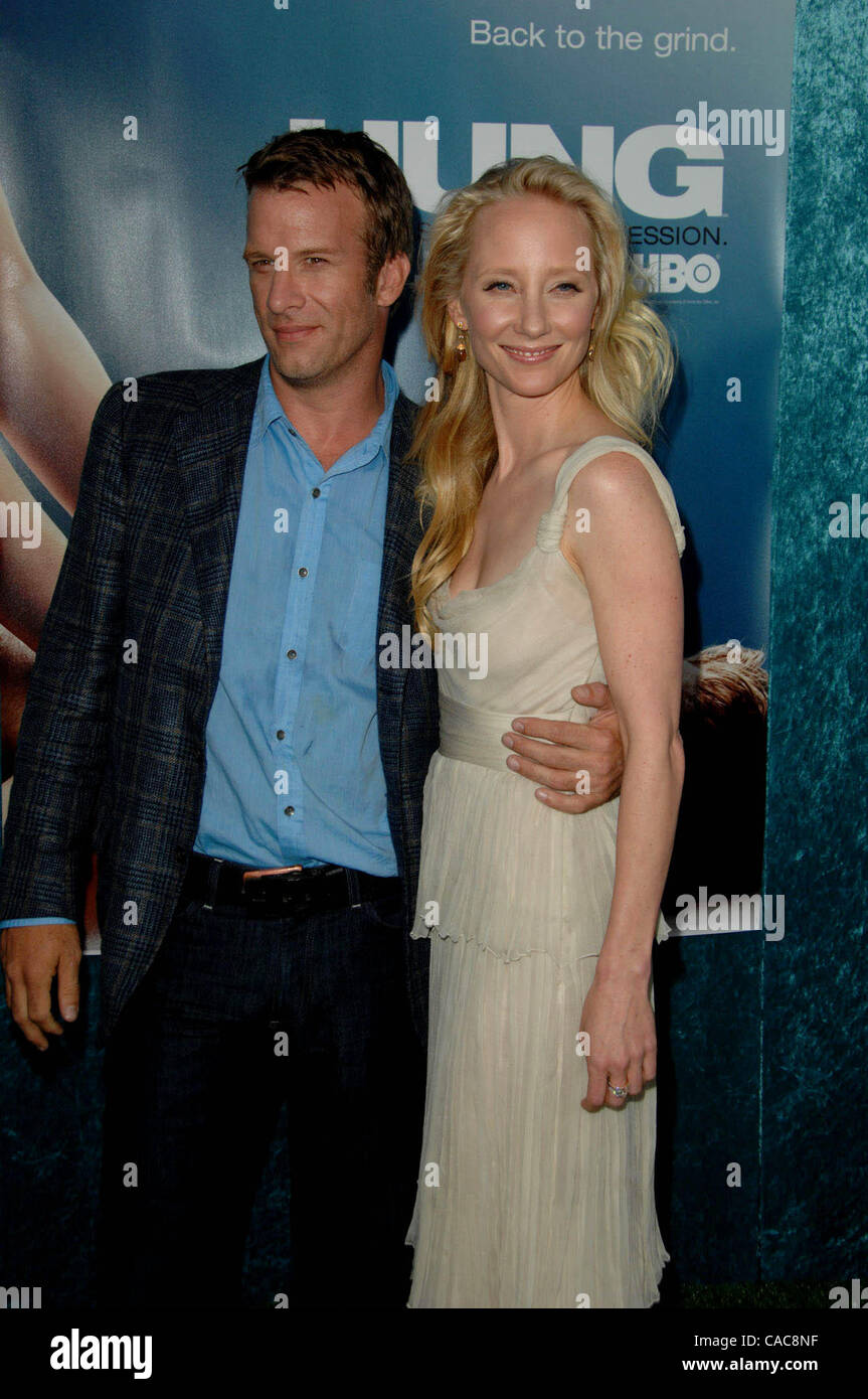Anne heche and thomas jane hi-res stock photography and images - Alamy