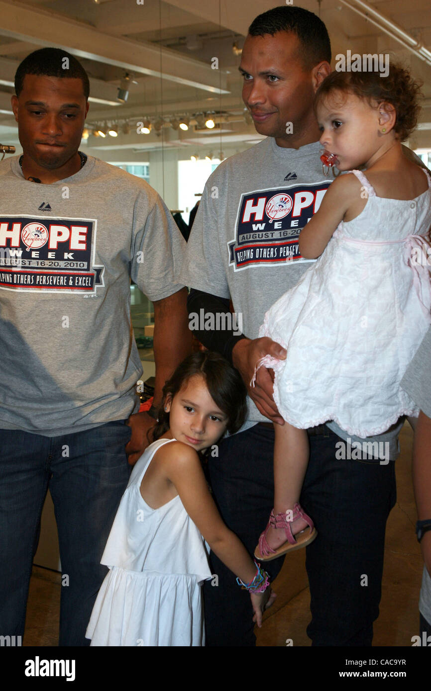 Aug 20, 2010 - Manhattan, New York, USA - A-Rod with his daughters