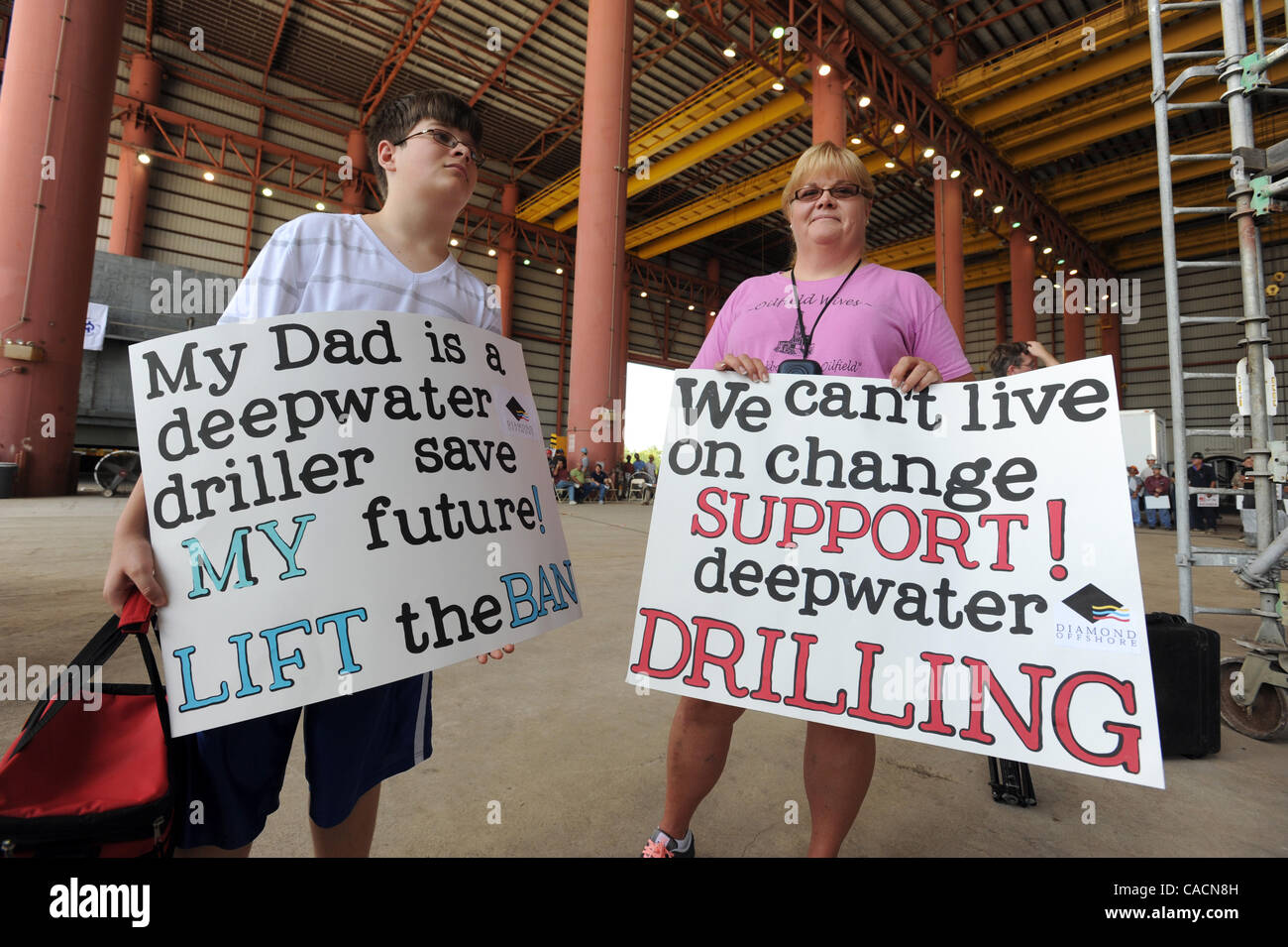 June 24, 2010 Houma, LOUISIANA, U.S. Tangulis (R) and her