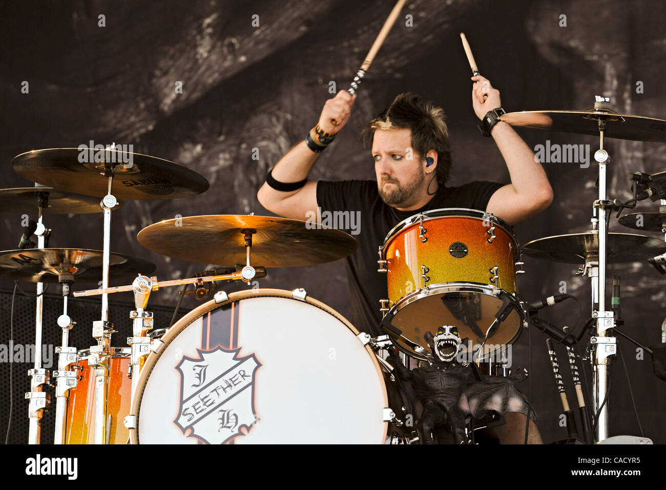 JOHN HUMPHREY of Seether performs at X-Fest at the Montgomery County ...