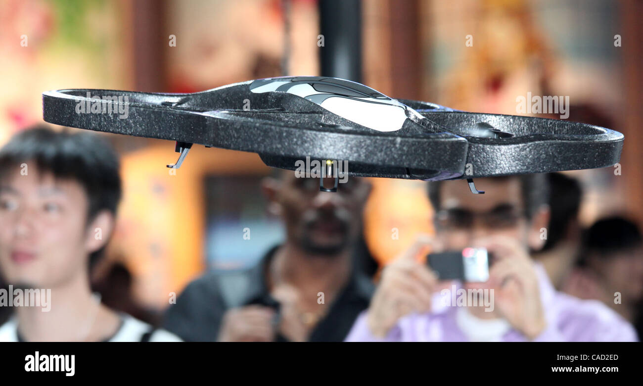 Ar drone hi-res stock photography and images - Alamy
