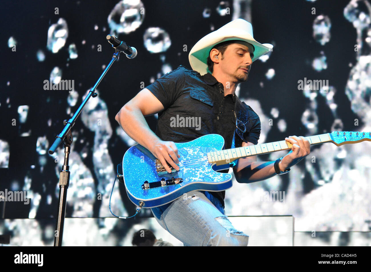 Aug 28, 2010 - Raleigh, North Carolina USA Country singer BRAD PAISLEY performs during his H2O World Tour at the Time Warner Cable Music Pavillion in Raleigh. (copyright Tina Fultz) Stock Photo