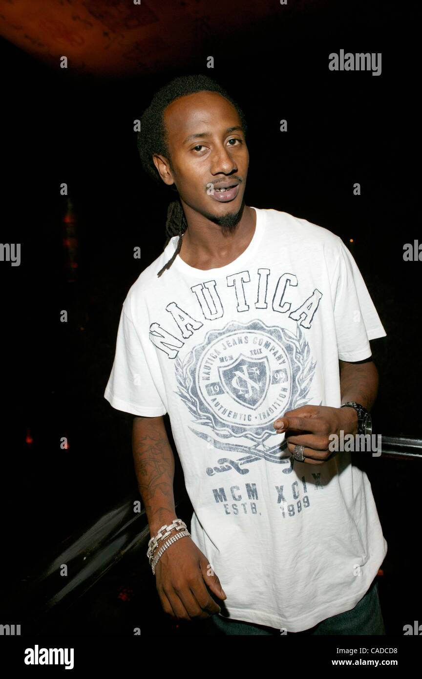 The Rapper Dociie Aug. 28, 2010 - New York, New York, U.S. - Rapper LOL DOC is in town to ...