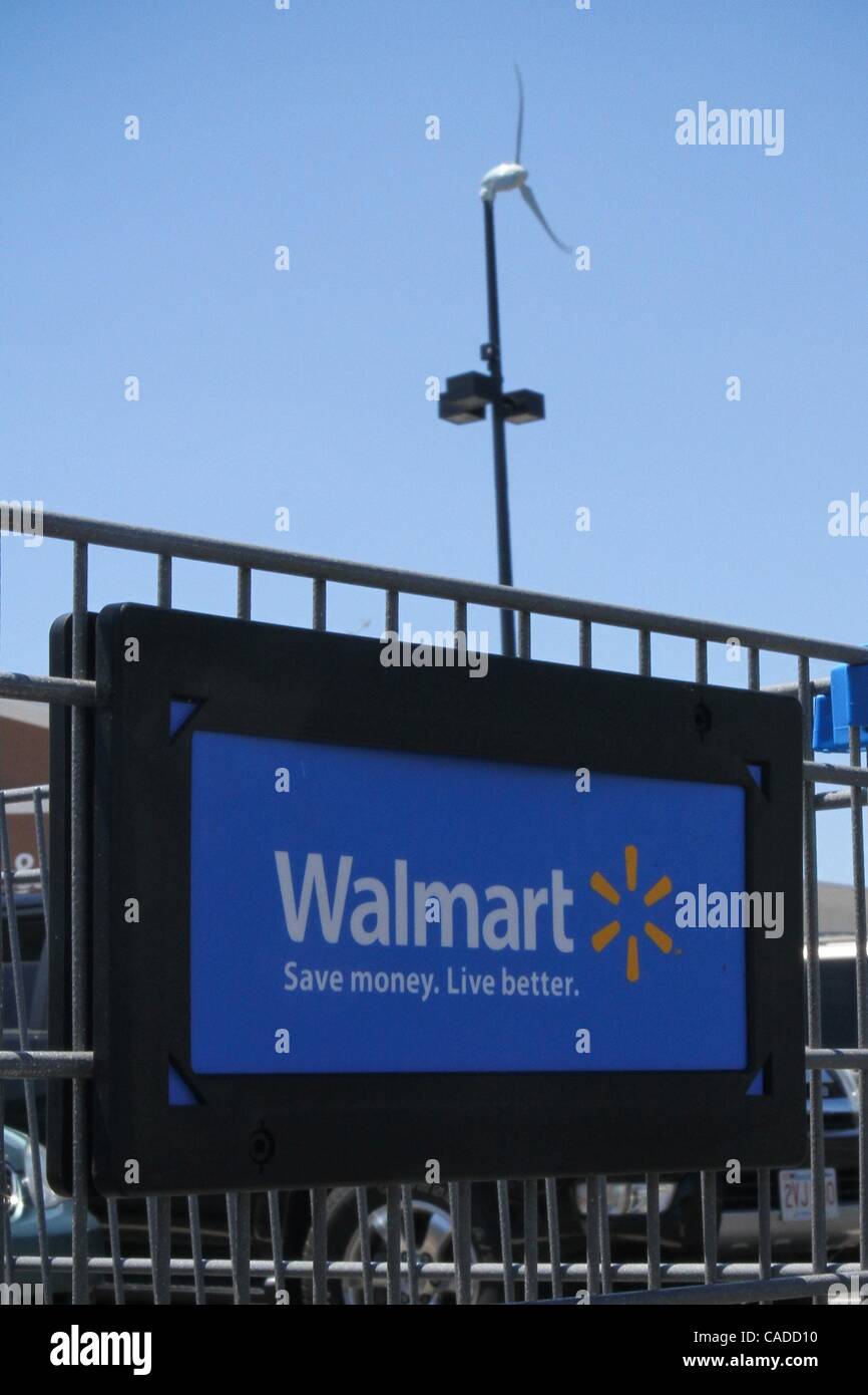 Jun 19, 2010 - Worcester, Massachusetts, U.S. - Walmart has installed wind  turbines in the parking lot area of their new store. (Credit Image: Â©  Nicolaus Czarnecki/NIcolaus Czarnecki/Zuma Press Stock Photo - Alamy