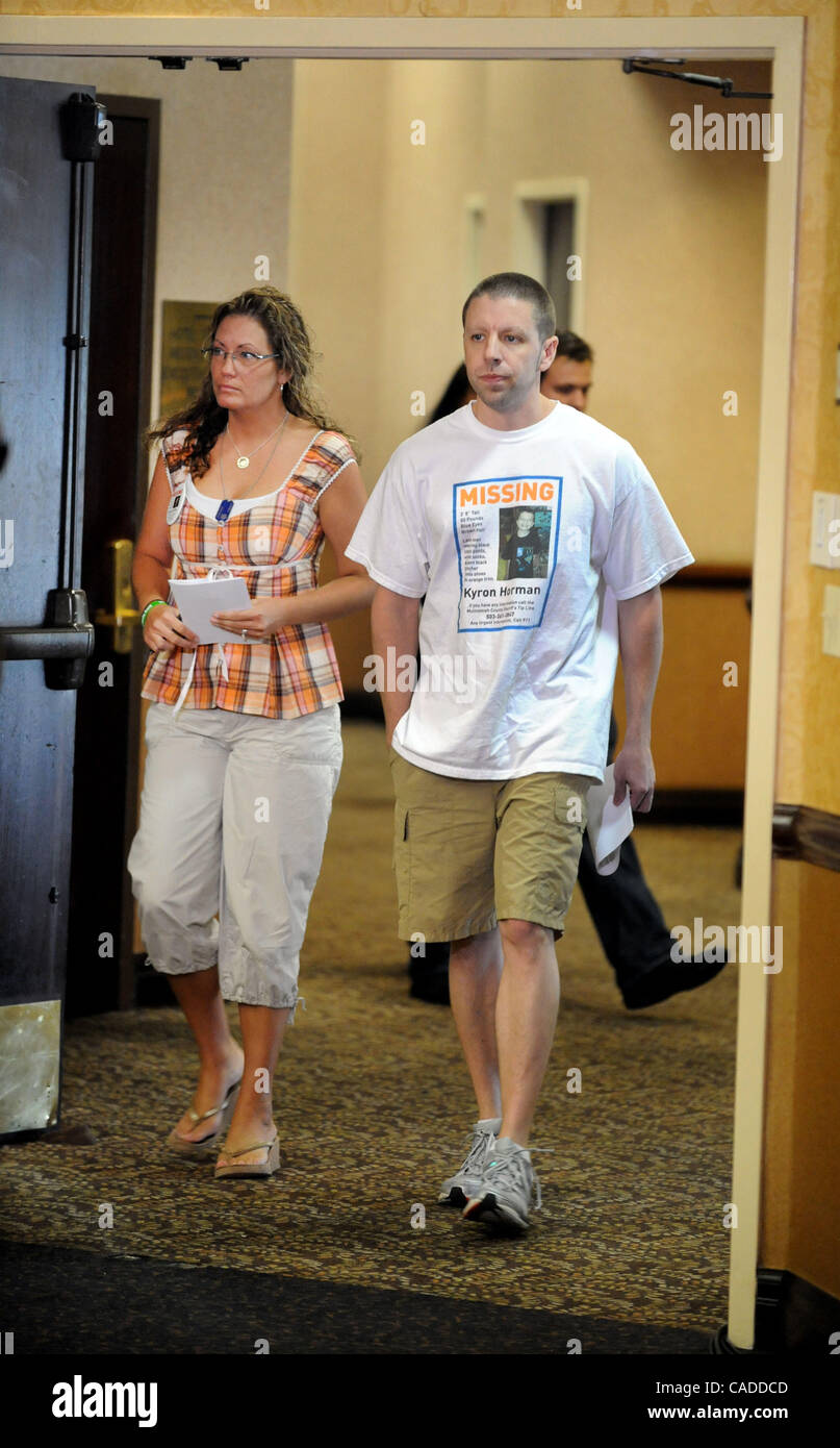 Jul 30, 2010 Beaverton, Oregon, USA DESIREE YOUNG (L) and her ex