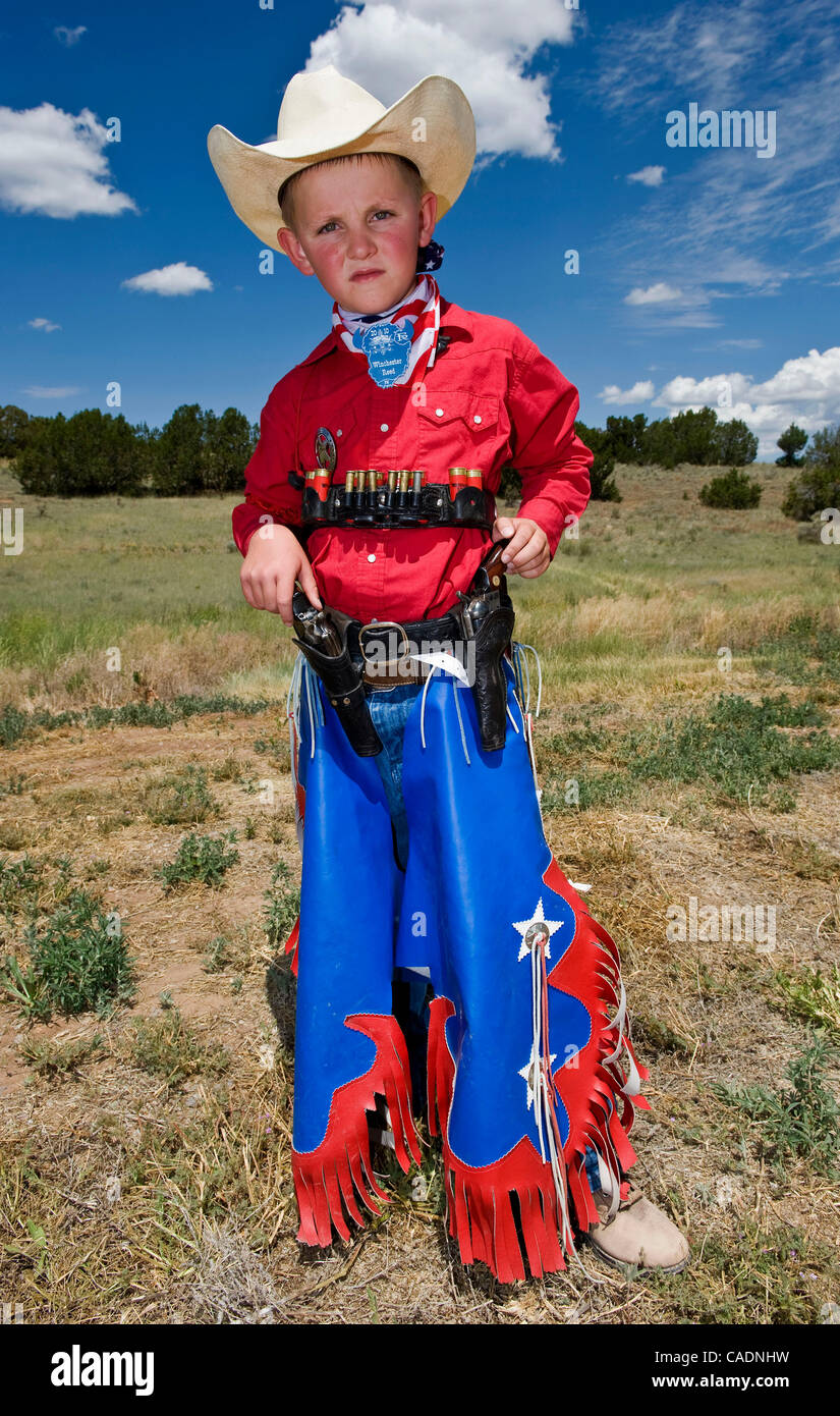 June 25, 2010 - Edgewood, New Mexico, USA - REED HARRISON, 8, alias ...