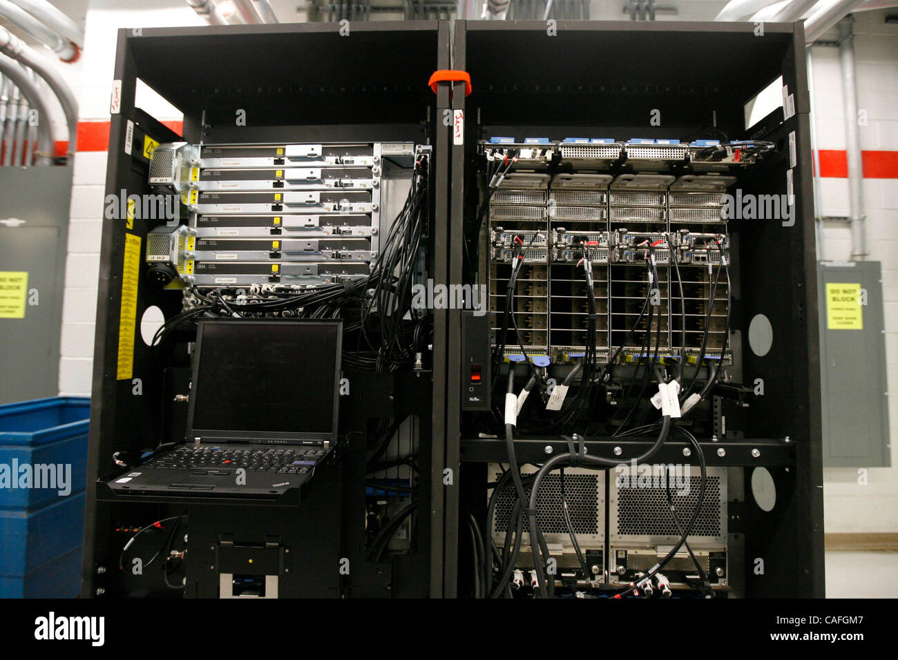 Ibm mainframe hires stock photography and images Alamy