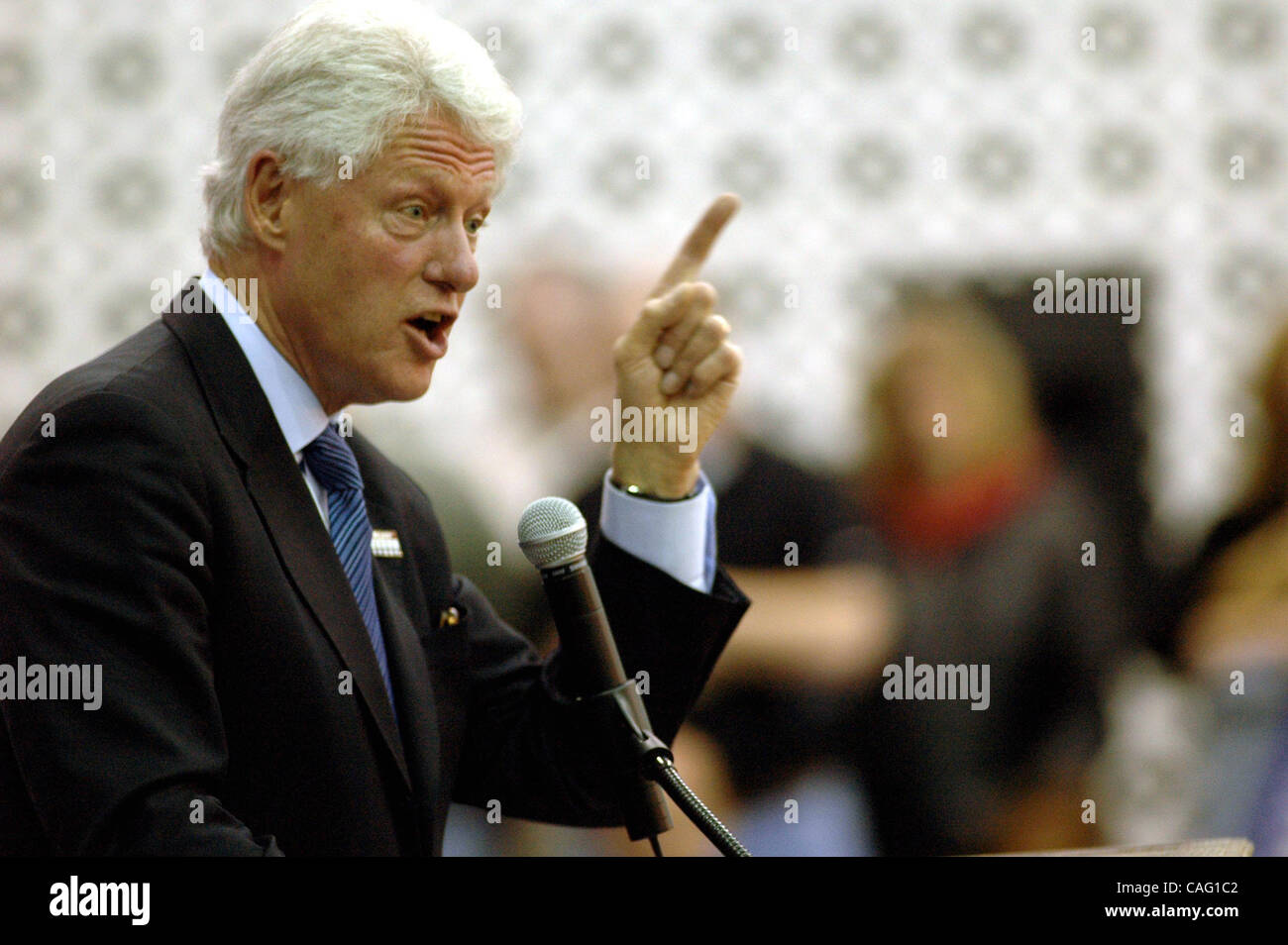 Feb 24, 2008 - Lima, Ohio, USA - Former president BILL CLINTON speaks before a packed crowd of several thousand in Lima, Ohio. Clinton was campaigning for his wife, Hillary, and spoke of the urgent need to return jobs to america and stop borrowing money from China, Japan and Saudi Arabia to finance  Stock Photo