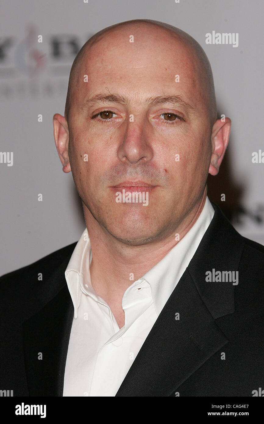 James Keenan's Instagram, Twitter & Facebook on IDCrawl