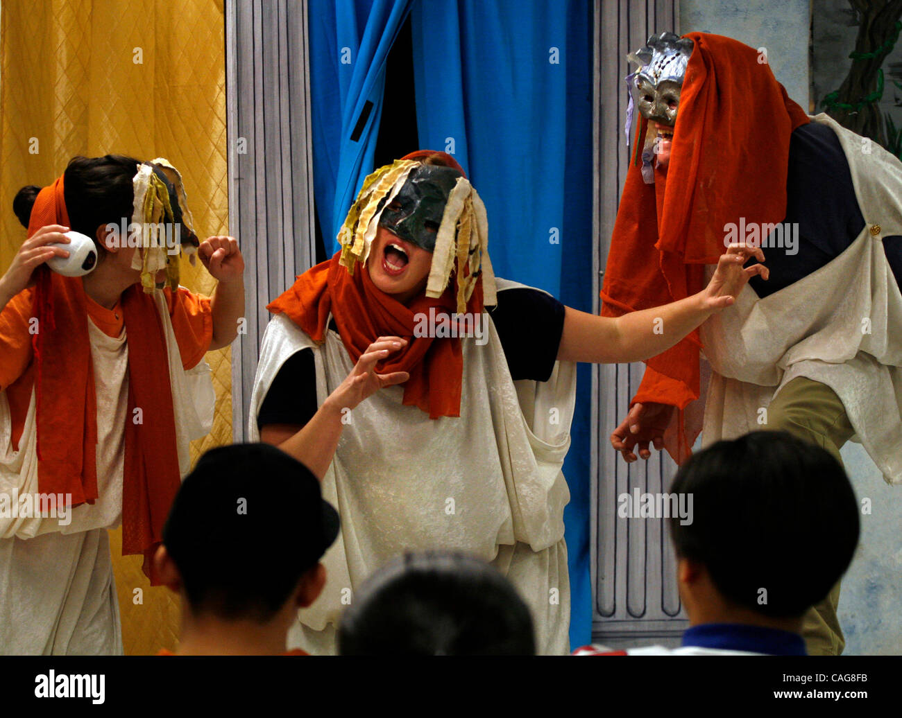 Studen show hi-res stock photography and images - Alamy
