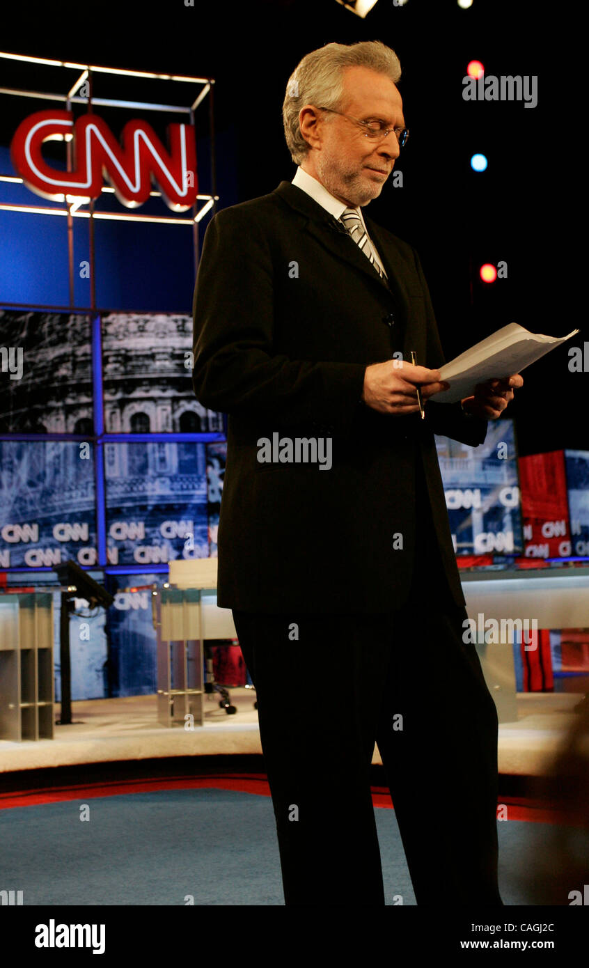 Cnn Moderator Jan 31, 2008 - Los Angeles, CA, USA - Debate moderator WOLF BLITZER of ...