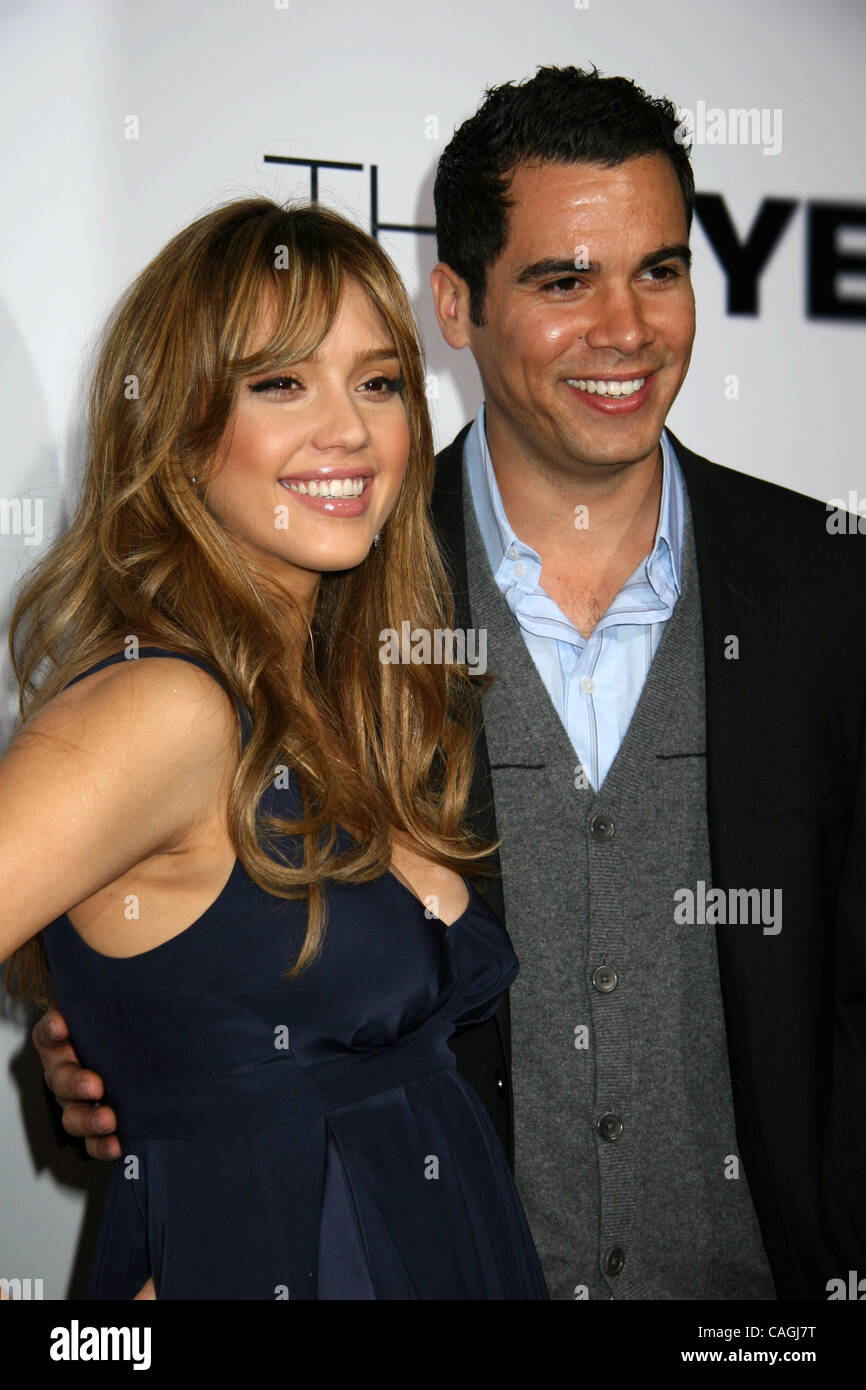 Jan 31, 2008 - Hollywood, CA, USA - JESSICA ALBA and CASH WARREN