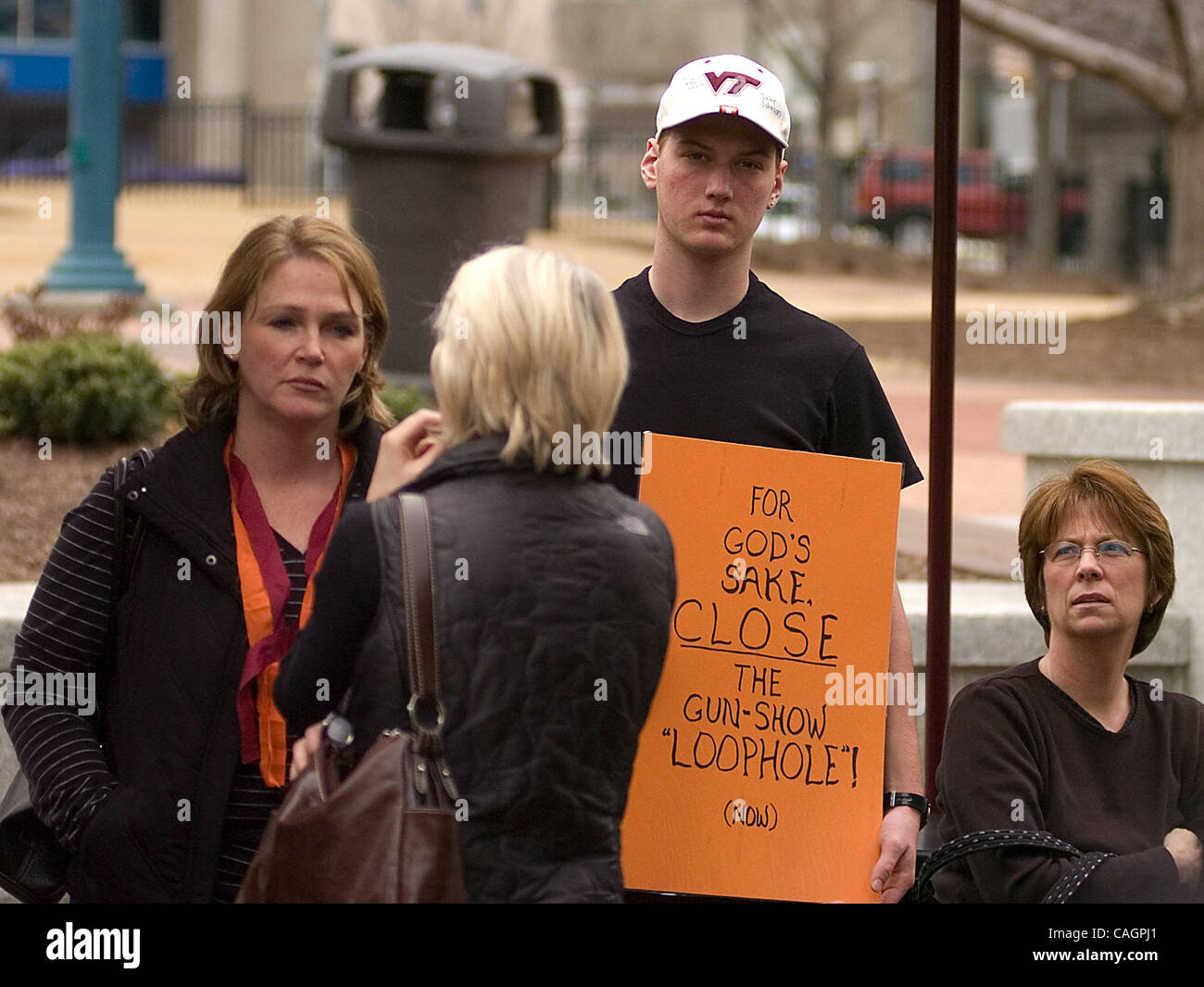 Virginia tech shooting hi-res stock photography and images - Alamy