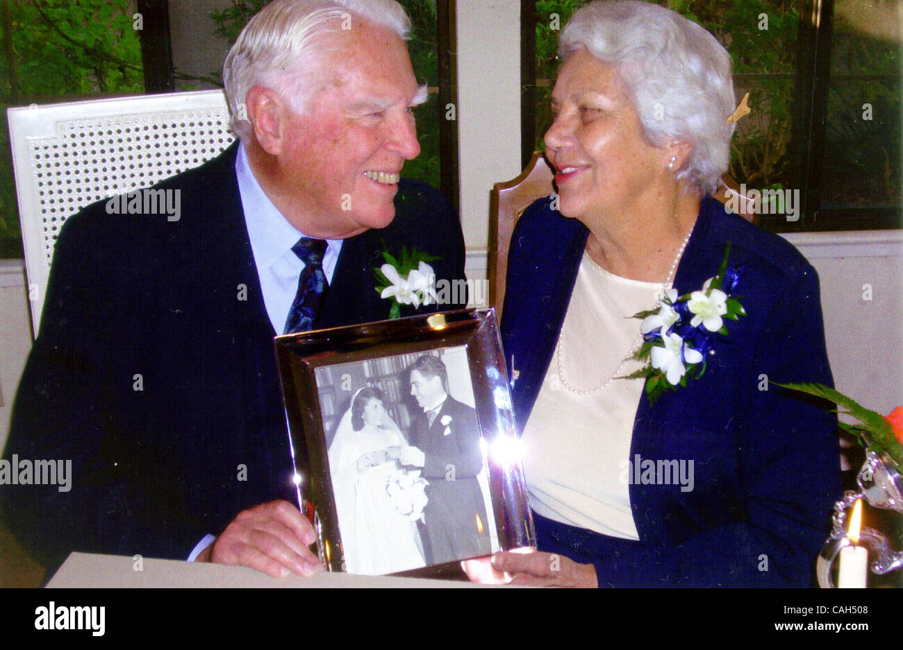 60Th Wedding Anniversary Images – Browse 47,916 Stock Photos, Vectors, and  Video