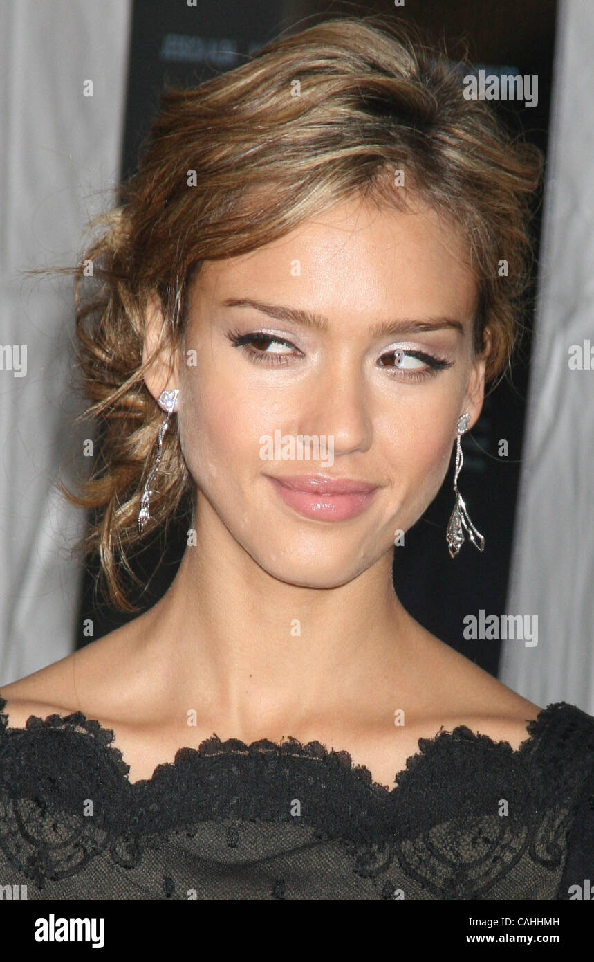 Dec 12, 2007; Actress JESSICA ALBA, 26, is expecting her first child ...