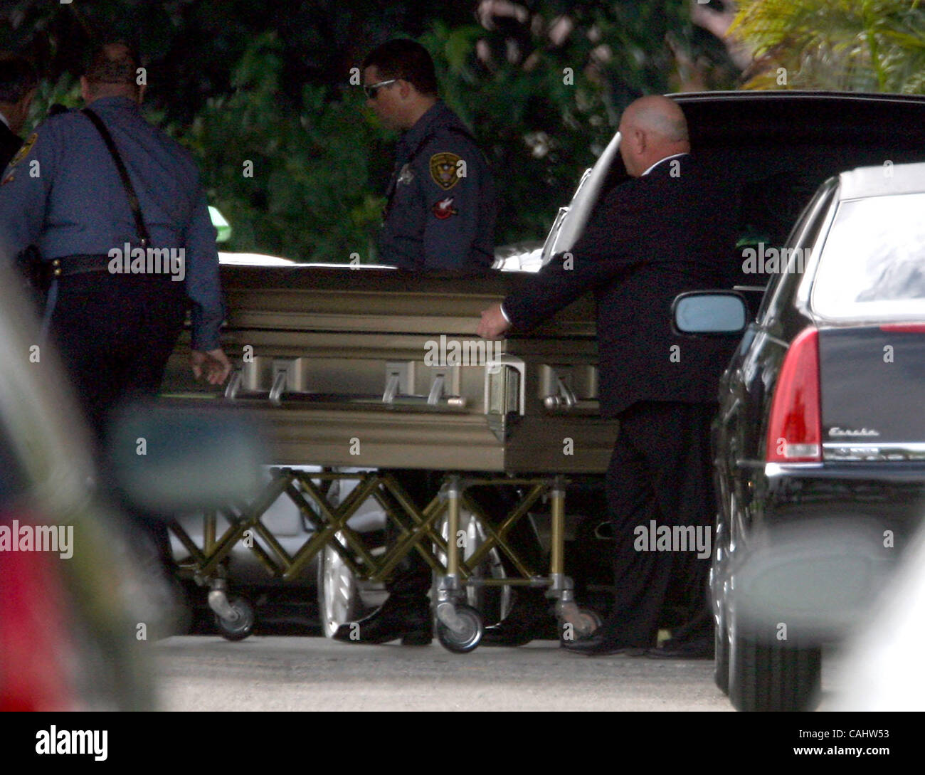 Into A Waiting Hearse Stock Photos & Into A Waiting Hearse Stock Images ...