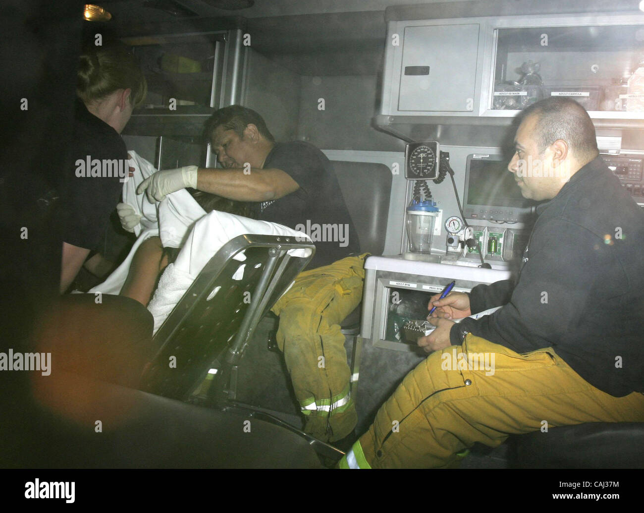 Britney Spears Ambulance(00)