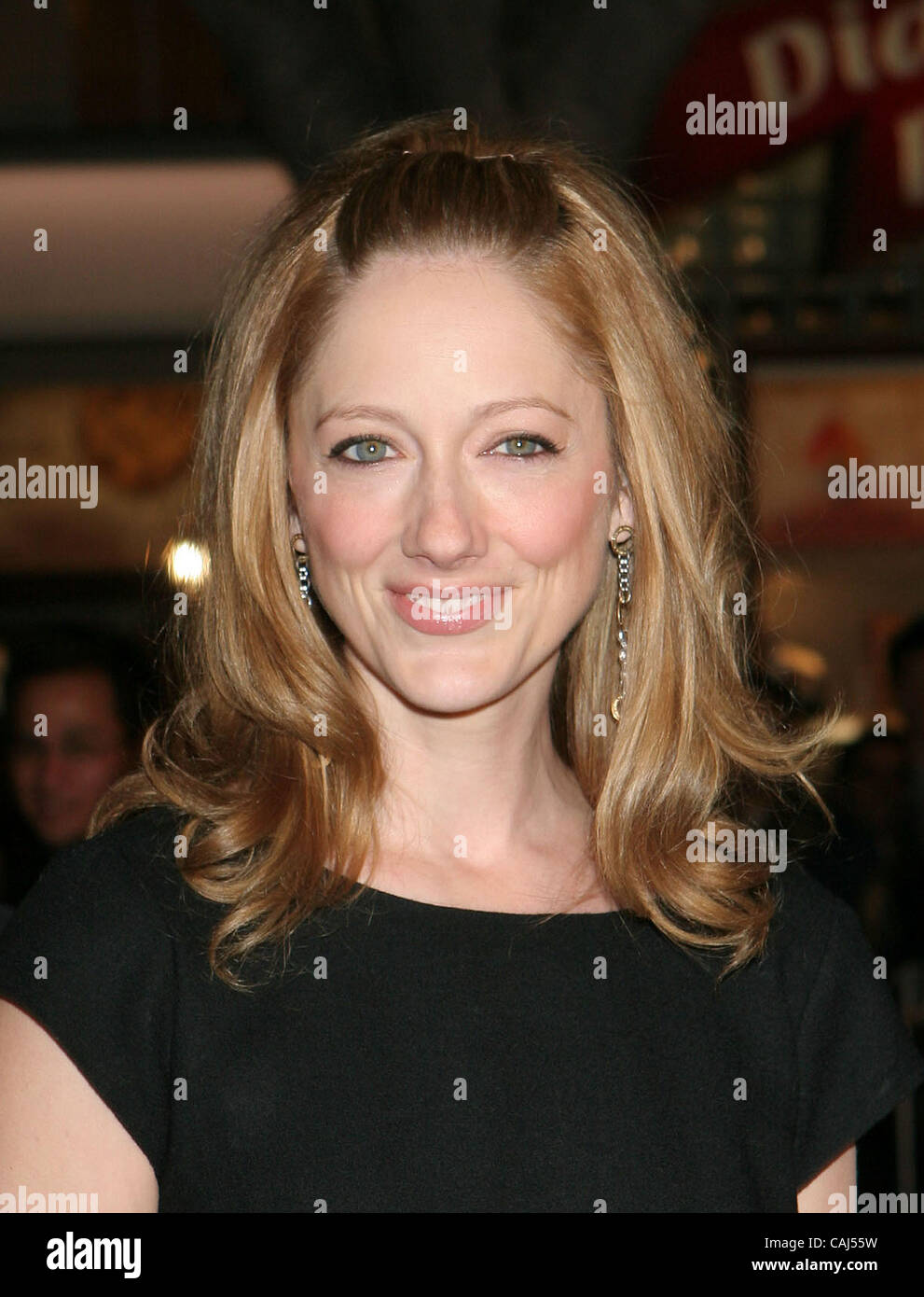 JUDY GREER, 27 DRESSES, 2008 Stock Photo - Alamy
