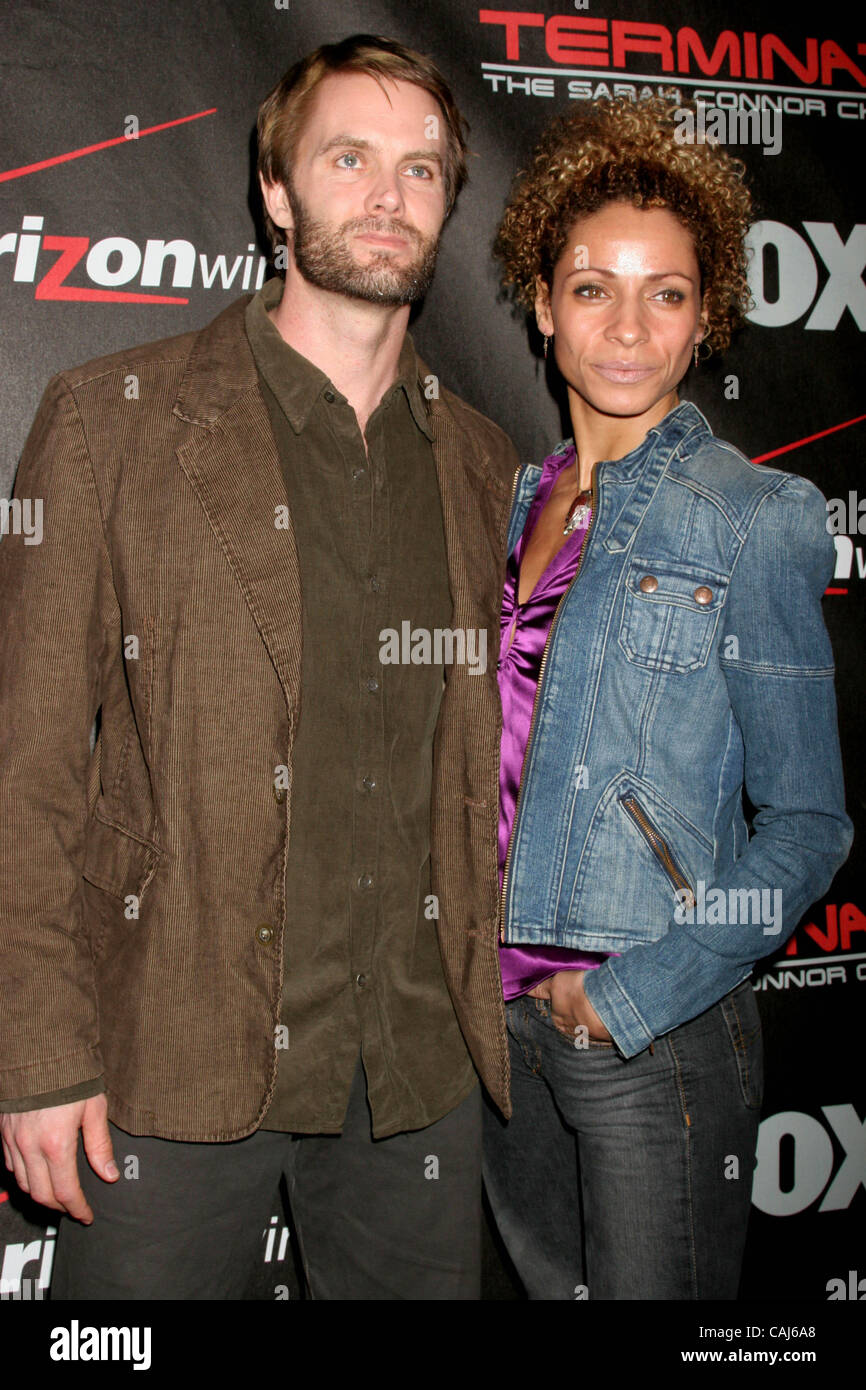 Jan. 9, 2008 - Hollywood, California, U.S. - I12558CHW.''TERMINATOR: THE SARAH CONNOR CHRONICLES'' PREMIERE SCREENING .ARCLIGHT CINERAMA DOME, HOLLYWOOD, CA .01/09/08.GARRET  DILLAHUNT AND MICHELLE HURD (Credit Image: Â© Clinton Wallace/Globe Photos/ZUMAPRESS.com) Stock Photo