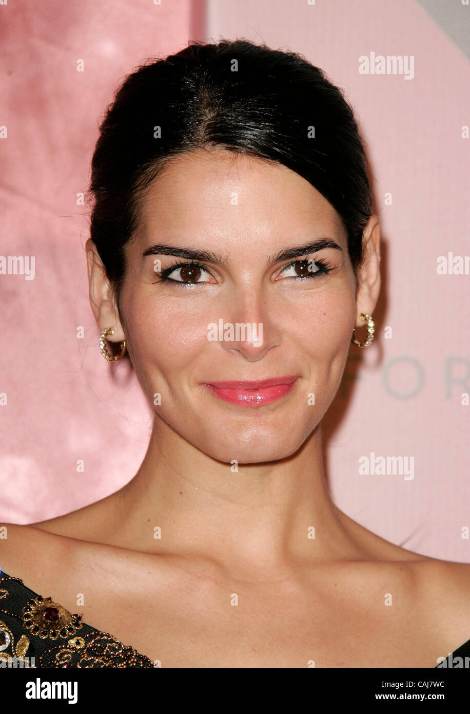 Jan 10, 2008 - Beverly Hills, California, USA - Actress ANGIE HARMON