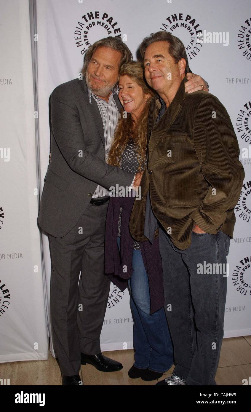 Jan. 8, 2011 - Hollywood, California, U.S. - JEFF BRIDGES & BEAU  BRIDGES & SISTER JORDAN.The Paley Center For Media Presents ''American Masters - Jeff Bridges: The Dude Abides'' . held at The Paley Center for Media, Los Angeles 01-08-2010. 2011.I15052PR(Credit Image: © Phil Roach/Globe Photos/ZUMAP Stock Photo