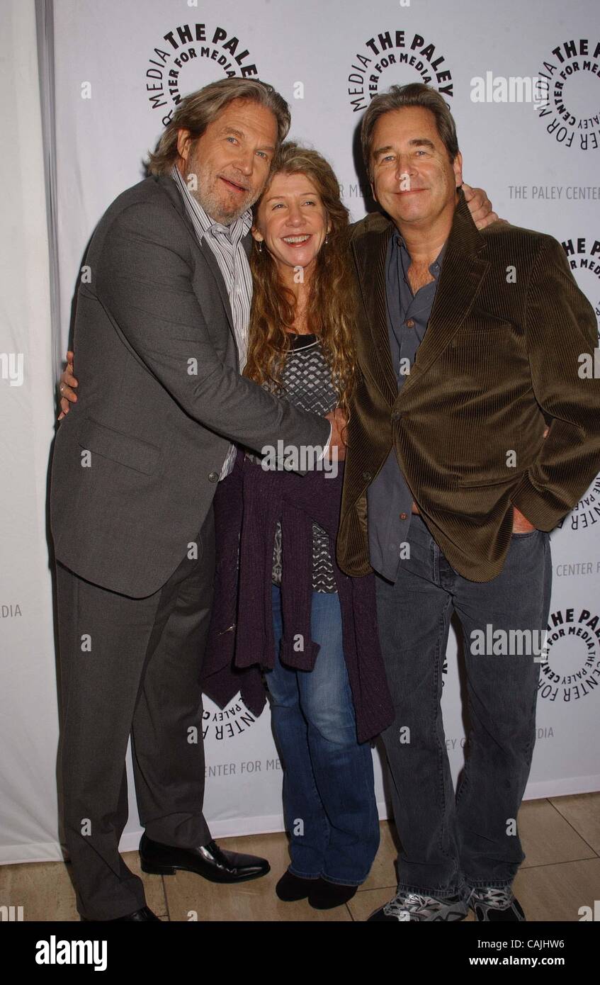 Jan. 8, 2011 - Hollywood, California, U.S. - JEFF BRIDGES & BEAU  BRIDGES & SISTER JORDAN.The Paley Center For Media Presents ''American Masters - Jeff Bridges: The Dude Abides'' . held at The Paley Center for Media, Los Angeles 01-08-2010. 2011.I15052PR(Credit Image: © Phil Roach/Globe Photos/ZUMAP Stock Photo