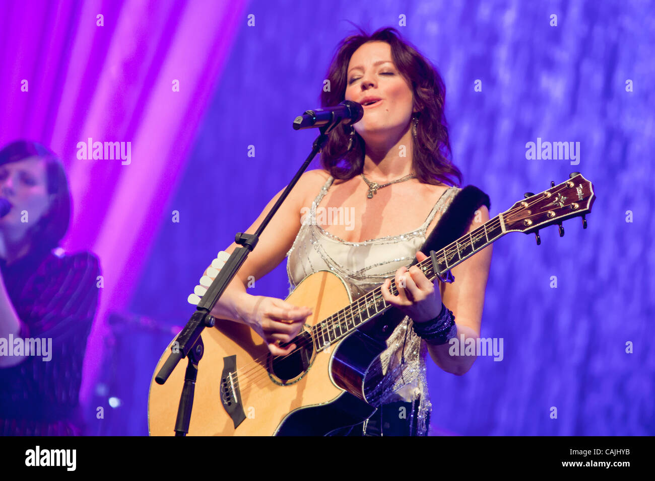 sarah mclachlan caesars windsor july 4