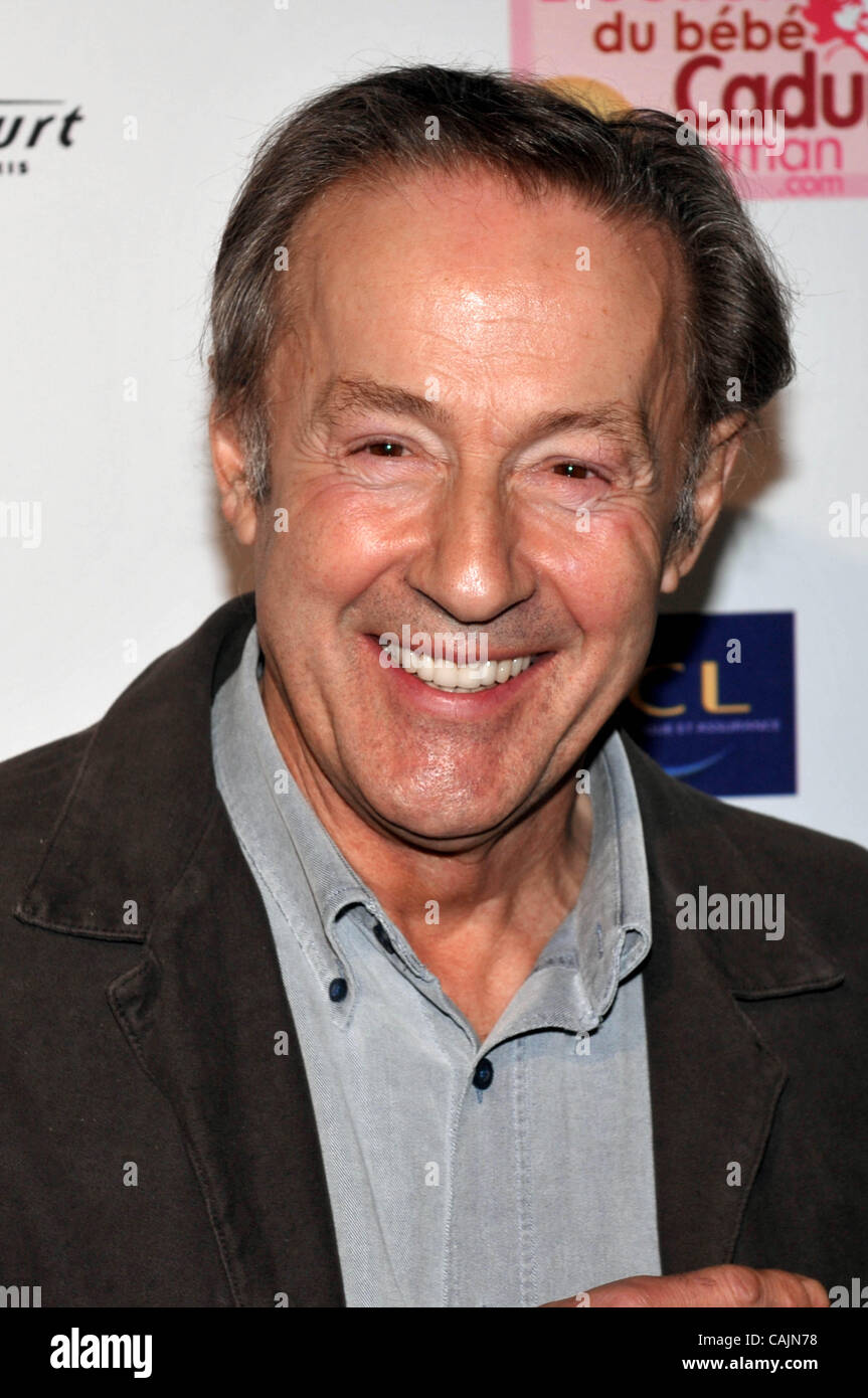 Jan 11 11 Hollywood California U S Gerard Klein Election Du Bebe Cadum 11 Studio Harcourt A Paris France 01 11 11 Kpp Credit Image A C Michael Germana Globe Photos Zumapress Com Stock Photo Alamy