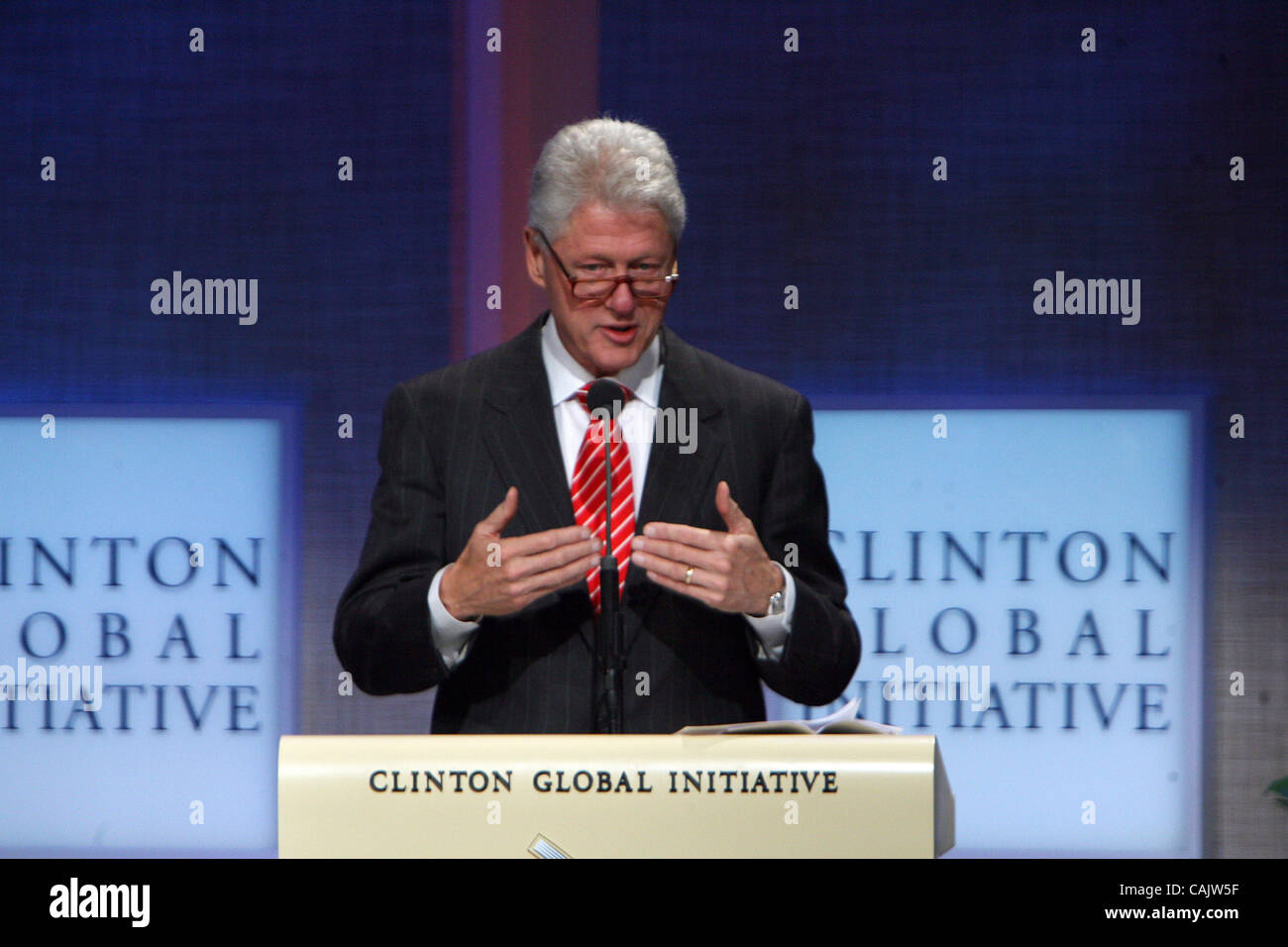 Former u.s president bill clinton speaks during the clintonglobal ...